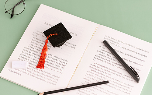 广西成人高考报考专升本有哪些限制？