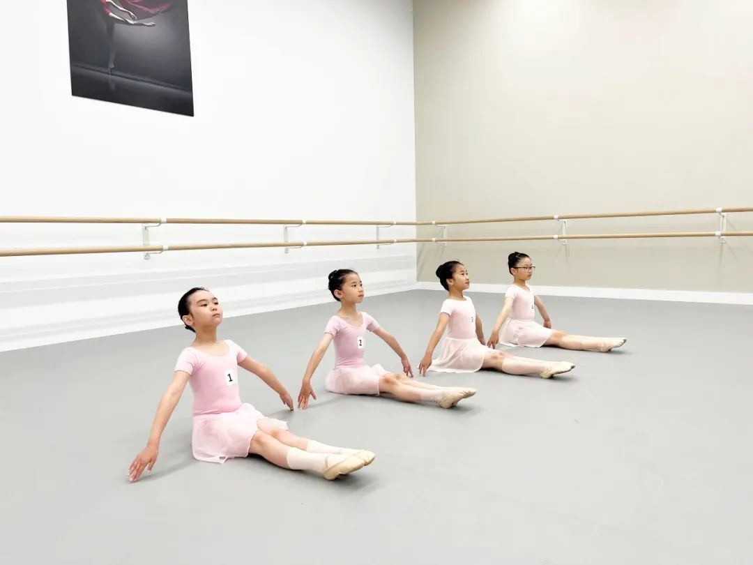 英皇考级师资培训_英皇考级教师培训_英皇考级教师简介